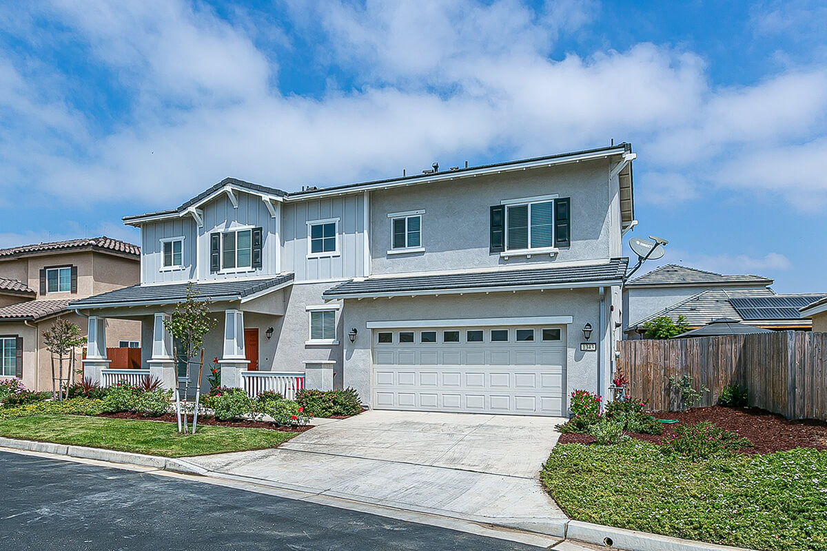 1343 Beacon