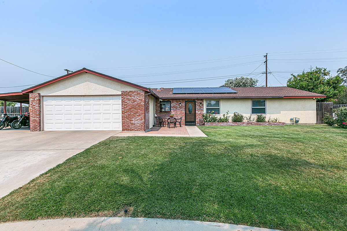 4225 Pinelake